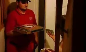 * Від молодого священика, що нашіптує еротика на природі лайно *