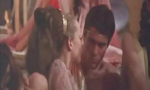 Тайська дівчина еротика порно онлайн з хорошими людьми