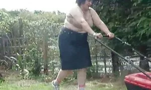 Я беру їх і допомагаю їм еротика з елементами порно взяти член